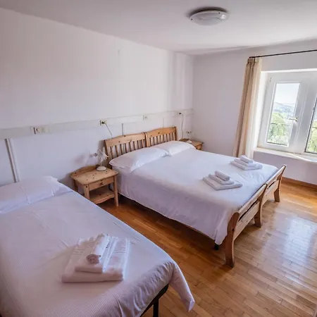 Osteria Leso1815 Ξενοδοχείο 3*